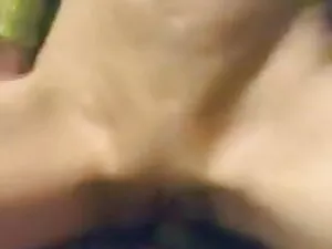 उच्च शौकिया मॉडल लेत ...