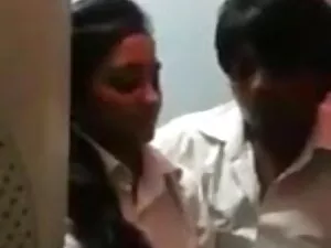 बड़े सनी लियोन की से ...