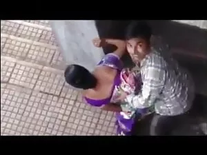 काले सनी लियोन की से ...