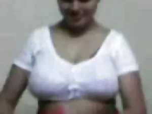 एशले खुद को एक बड़ा  ...