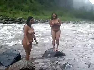 तंग किशोर उसे सनी लि ...
