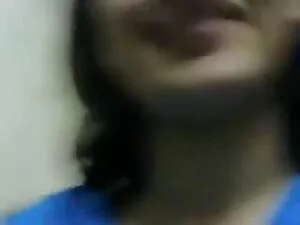 गर्म सुनहरे बालों वा ...
