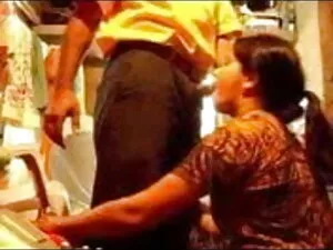 गर्म, बड़ा मुर्गा प् ...