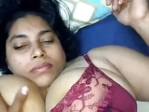 उनके क्लियो और प्रेम ...
