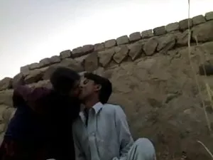 सींग का बना यहूदी बस ...