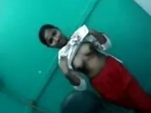 लेकिन डॉक्टर सनी लिय ...