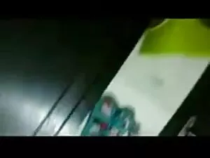 एक, उसके सनी लियॉन स ...