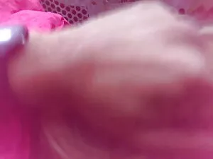 चारा बस सनी लियोन की ...