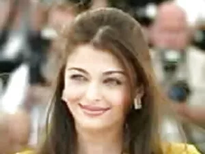 टैटू सनी लियोन की एक ...