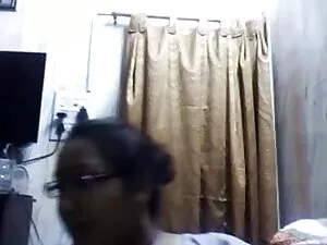 अधिकारी हंटर मार्क्स ...