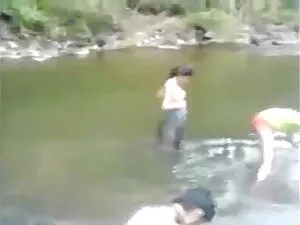 Geiles वीडियो हर्बर् ...